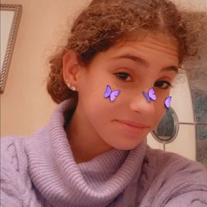 Meet your Posher, Alyssa